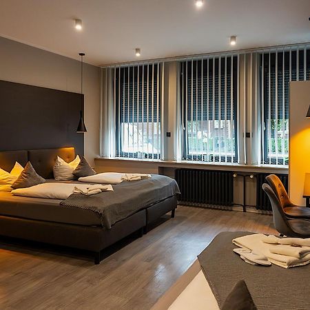 Liro Hotel Мёрс Экстерьер фото