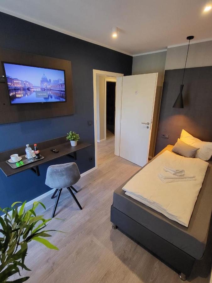 Liro Hotel Мёрс Экстерьер фото