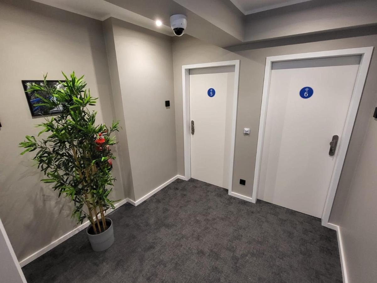 Liro Hotel Мёрс Экстерьер фото