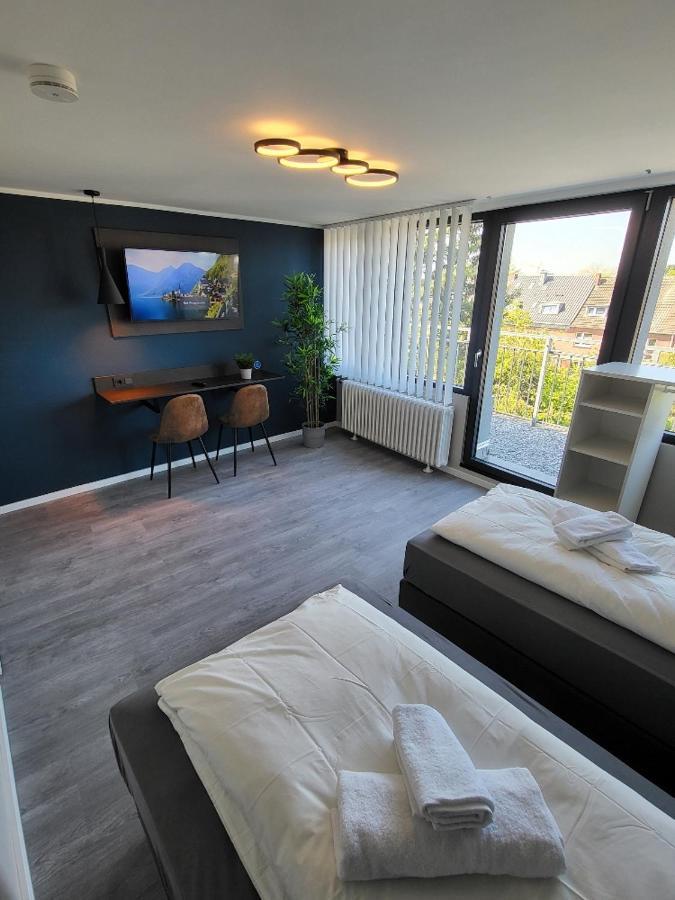 Liro Hotel Мёрс Экстерьер фото