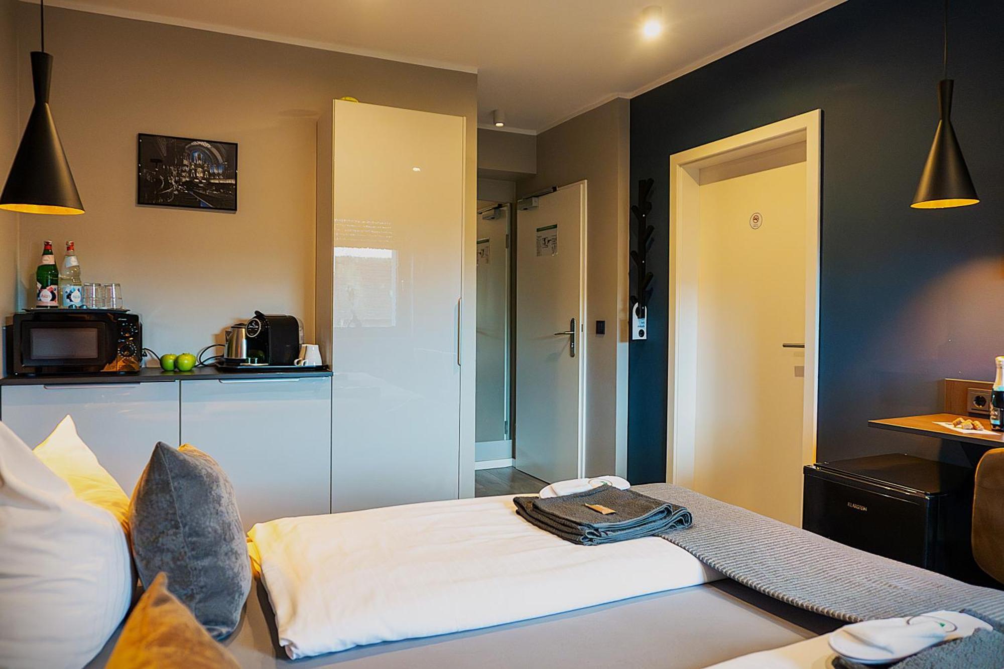 Liro Hotel Мёрс Экстерьер фото
