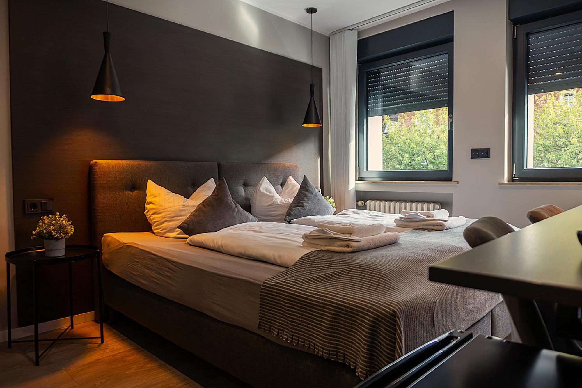 Liro Hotel Мёрс Экстерьер фото